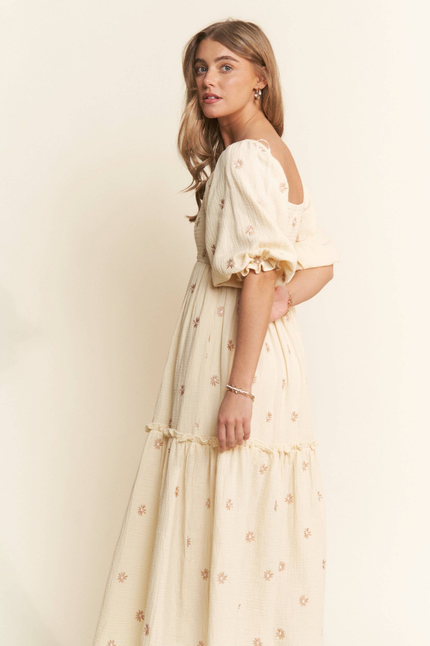 Annie Floral Embroidered Maxi Dress - Milly's Boutique