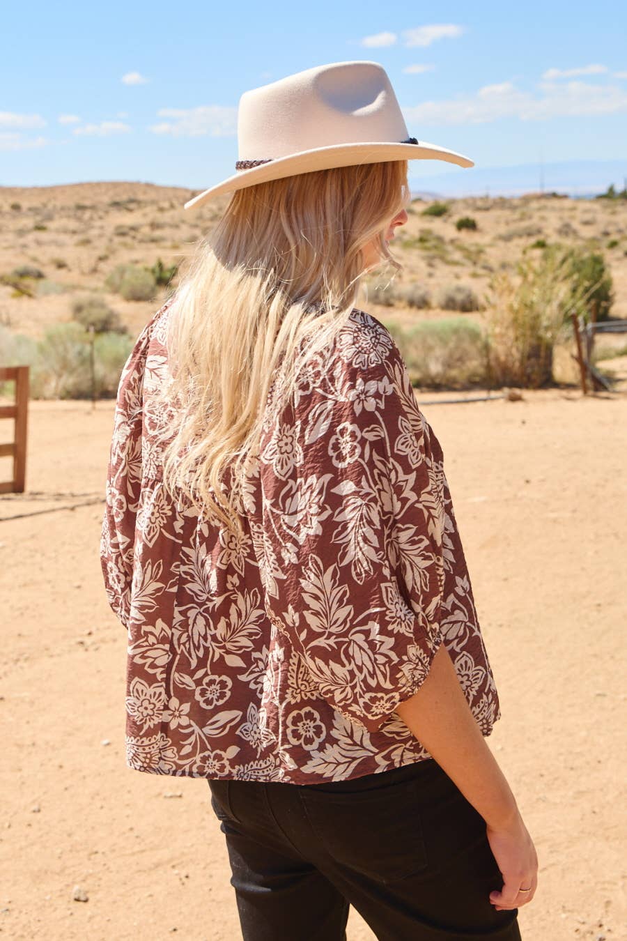 Boho Mocha Wave Top - Milly's Boutique