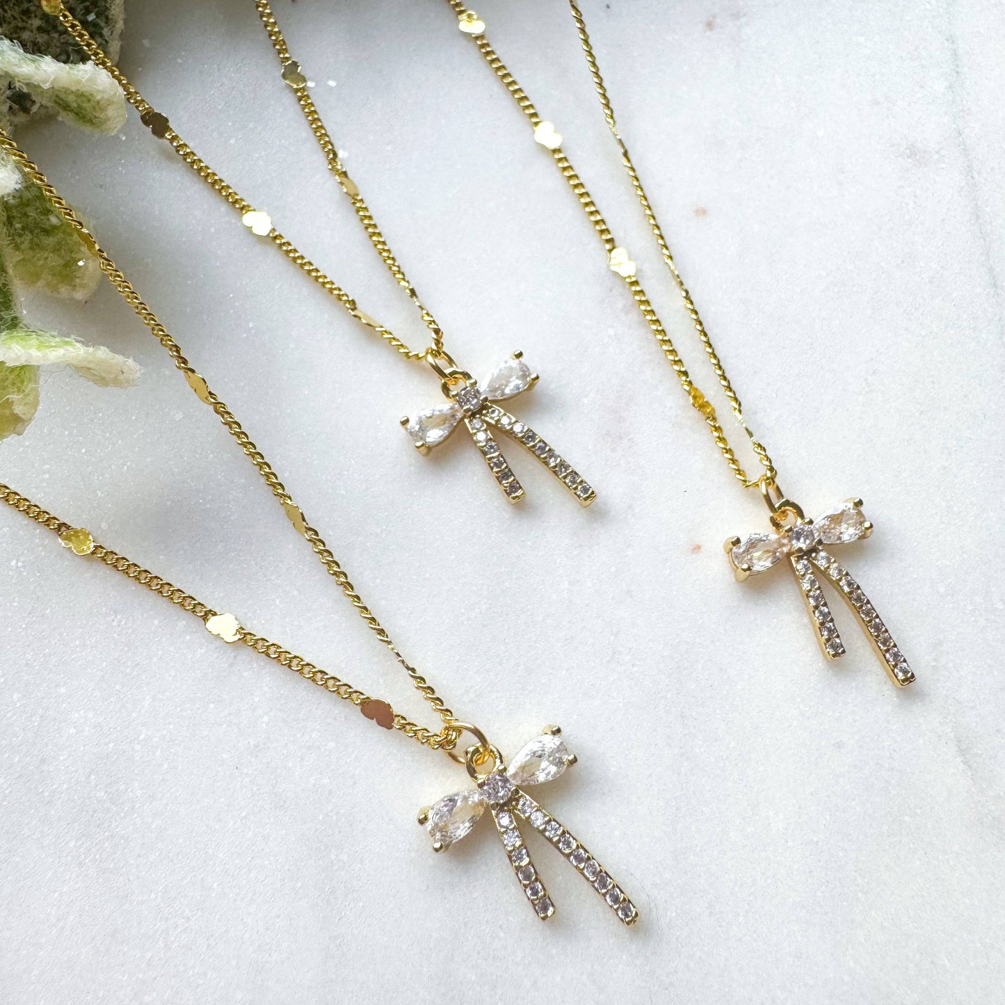Bow with Tiny Hearts on Chain - Milly's Boutique