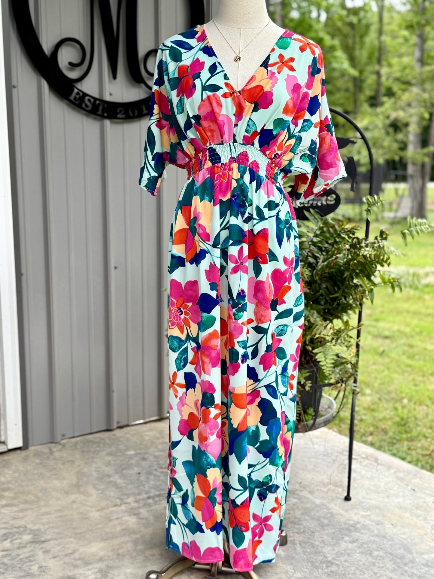 Bria Floral Midi Dress - Milly's Boutique