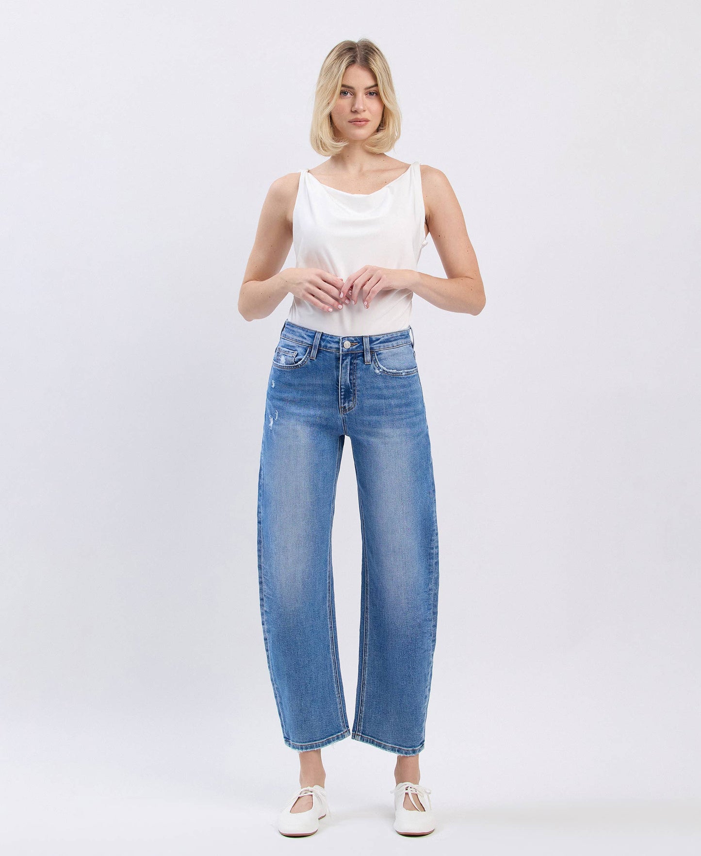 Cora Barrel Jeans - Milly's Boutique