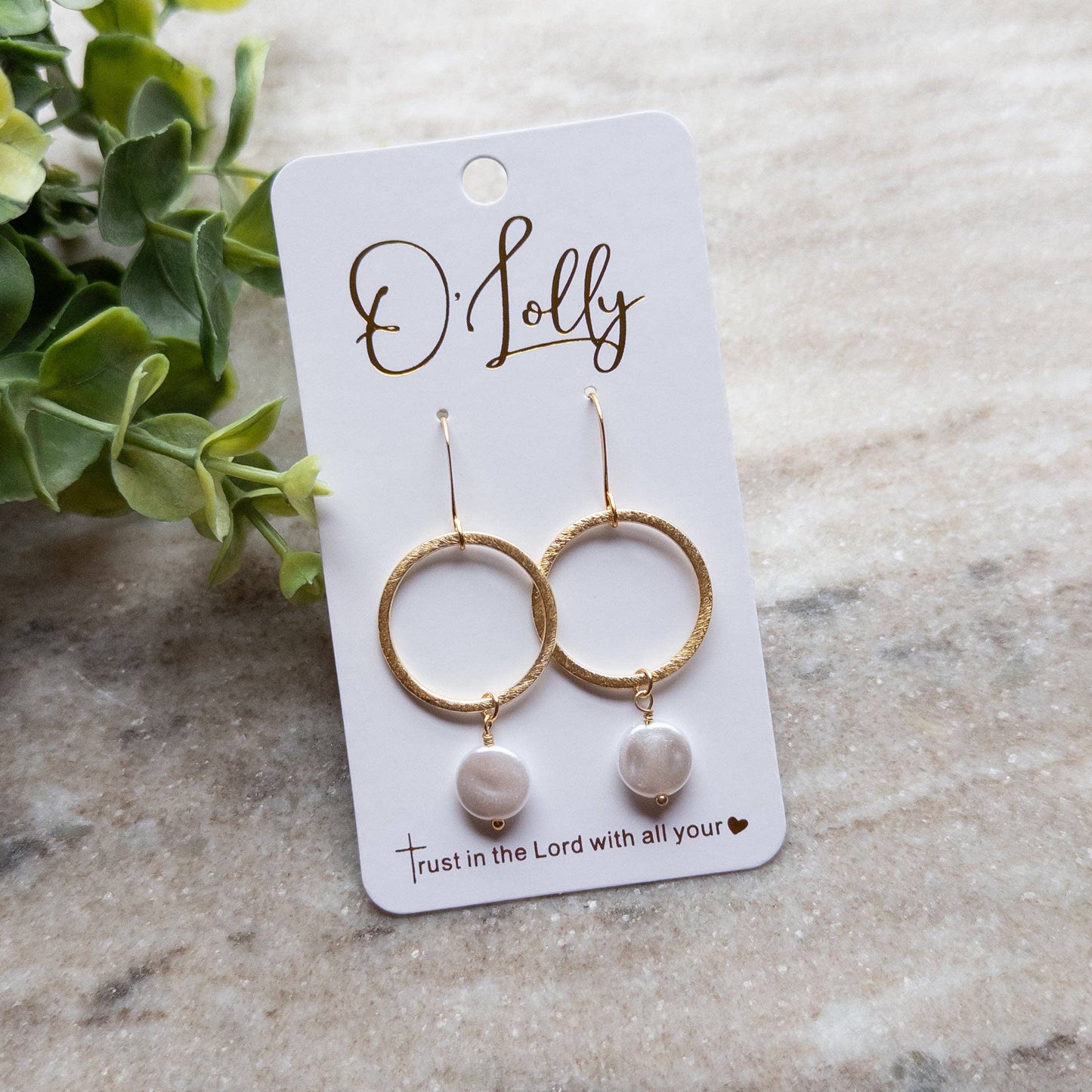 “Marion” Gold Hoop w/Flat Pearl Charm Earrings - Milly's Boutique