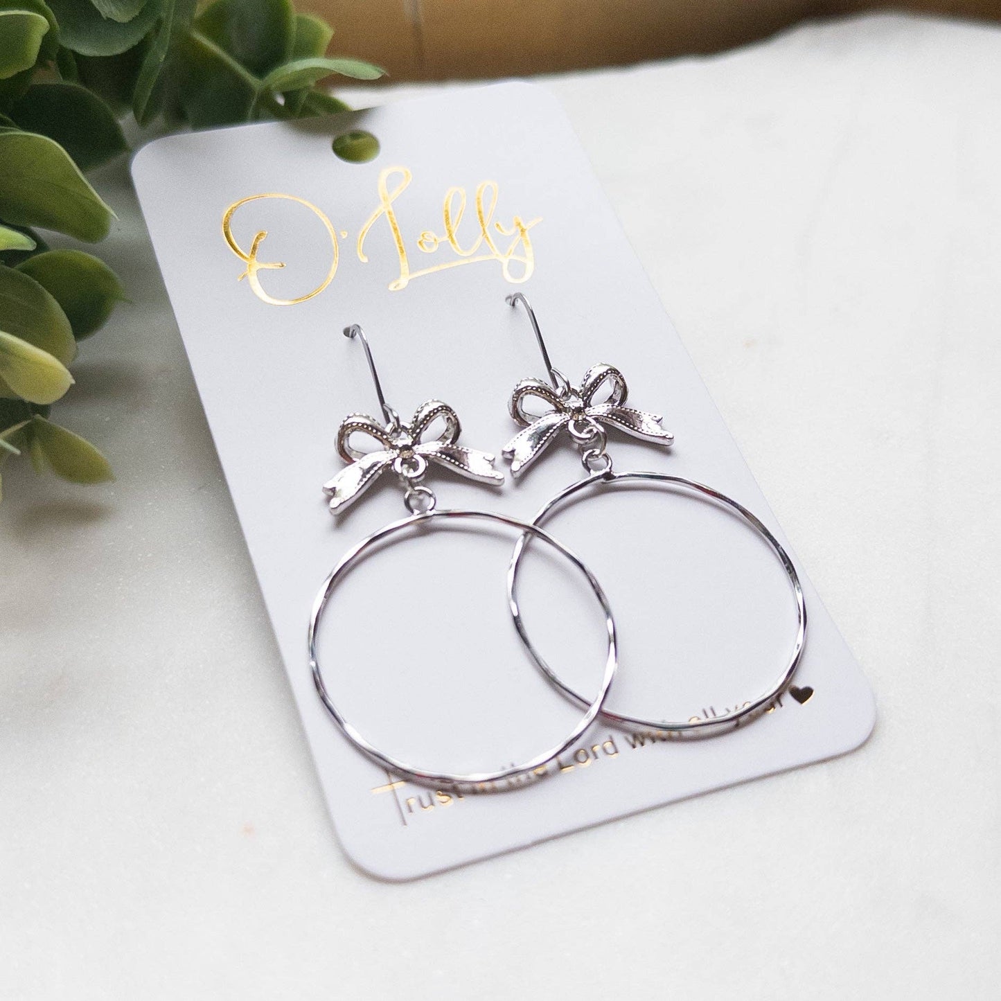 Miley Silver Bow Dangles - Milly's Boutique