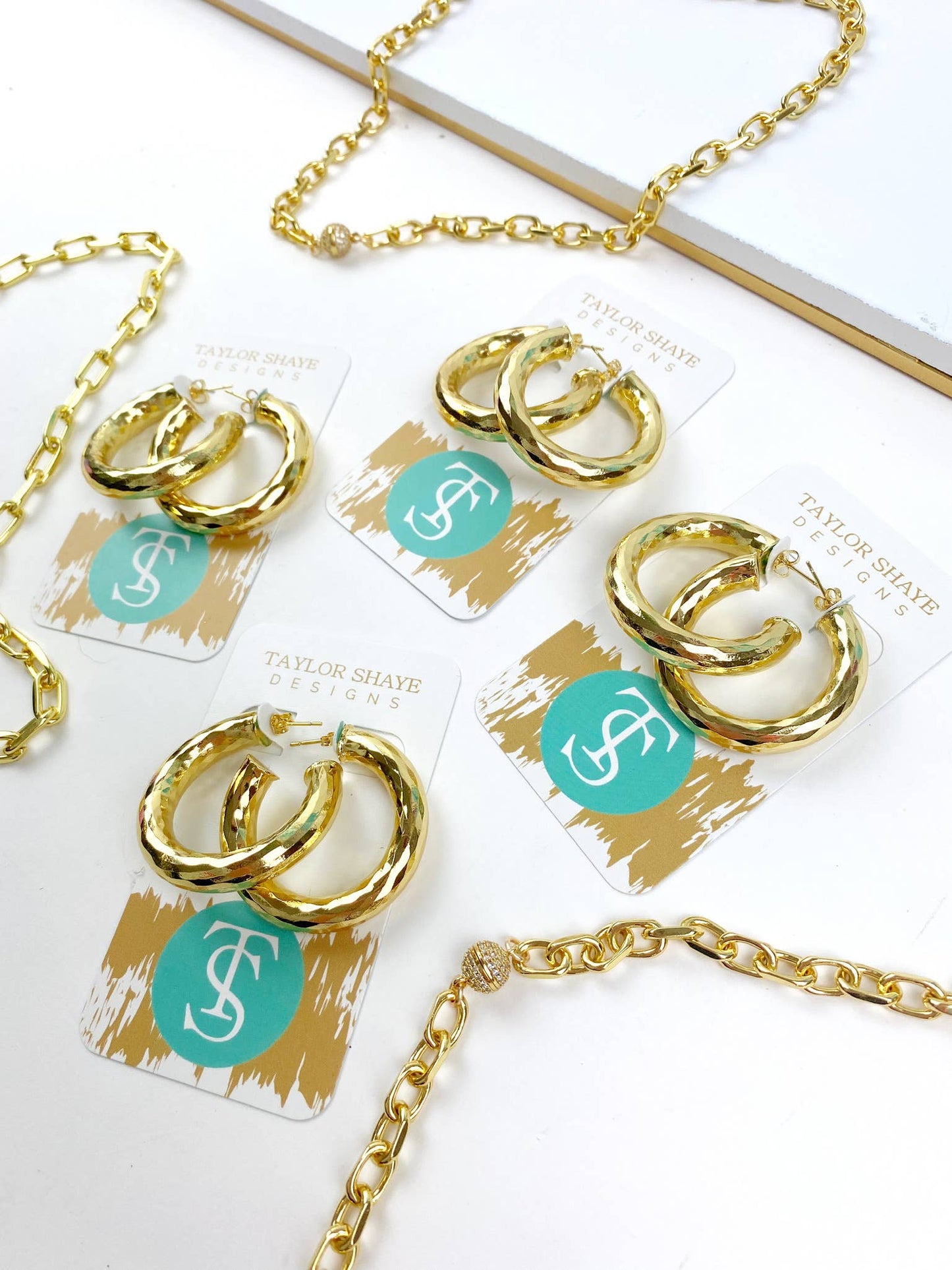 Raya Hoops: Small - Milly's Boutique