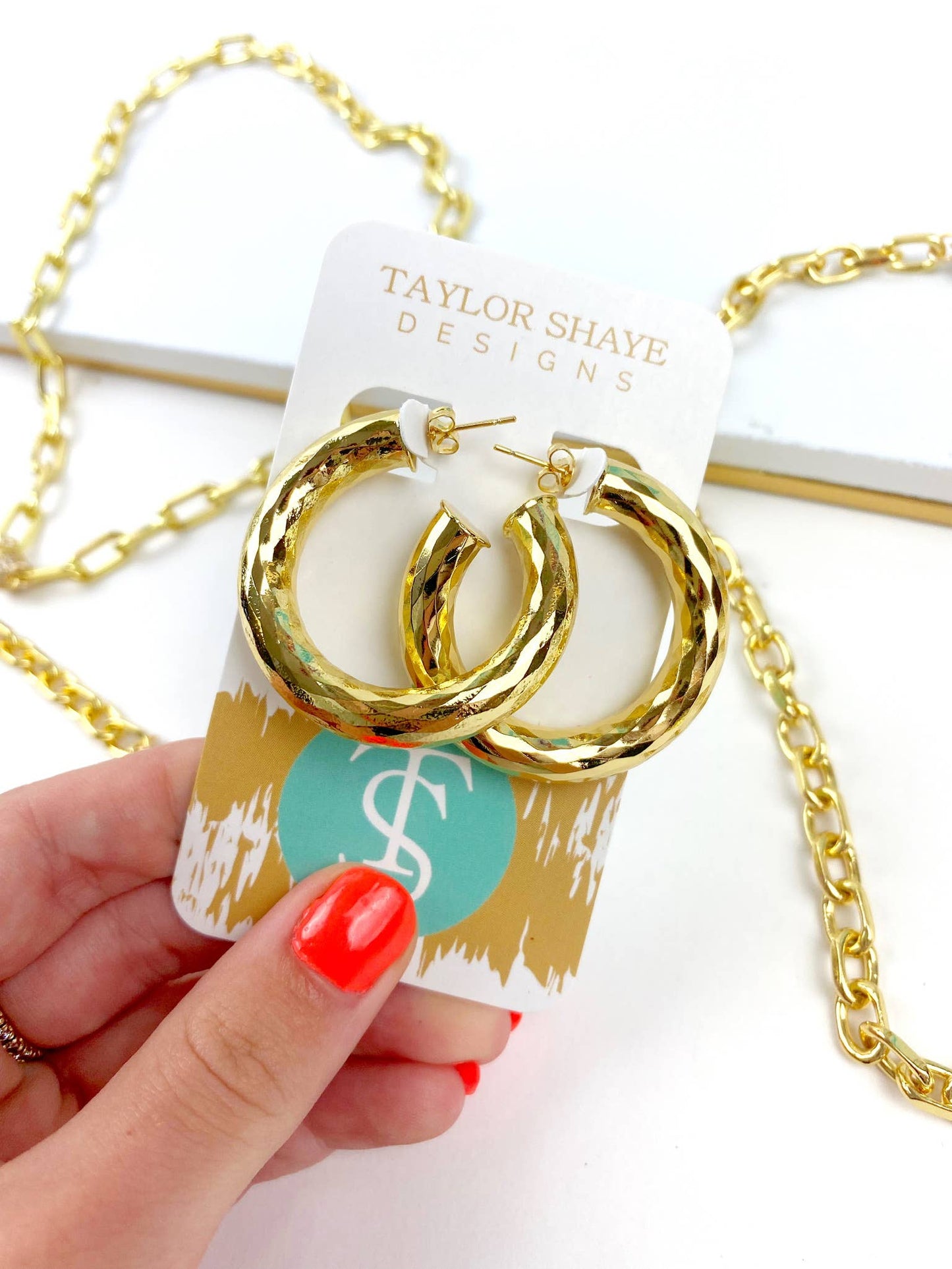 Raya Hoops: Small - Milly's Boutique