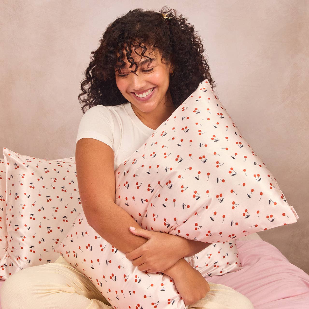 Satin Pillowcase Standard - Cherry Print - Milly's Boutique