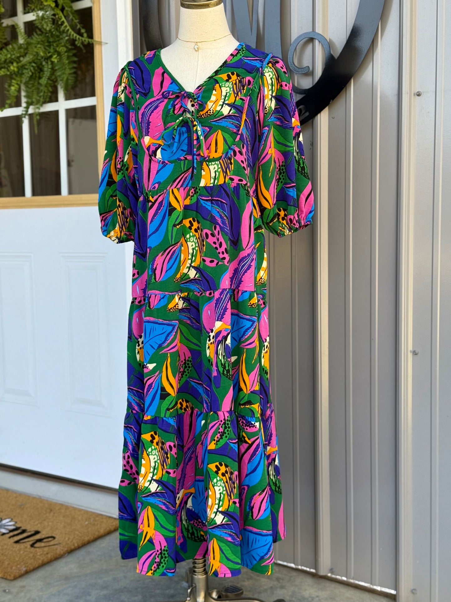 Vivey Eyes On Me Dress - Milly's Boutique