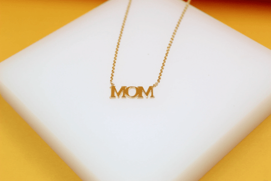 Mom Necklace - Milly's Boutique