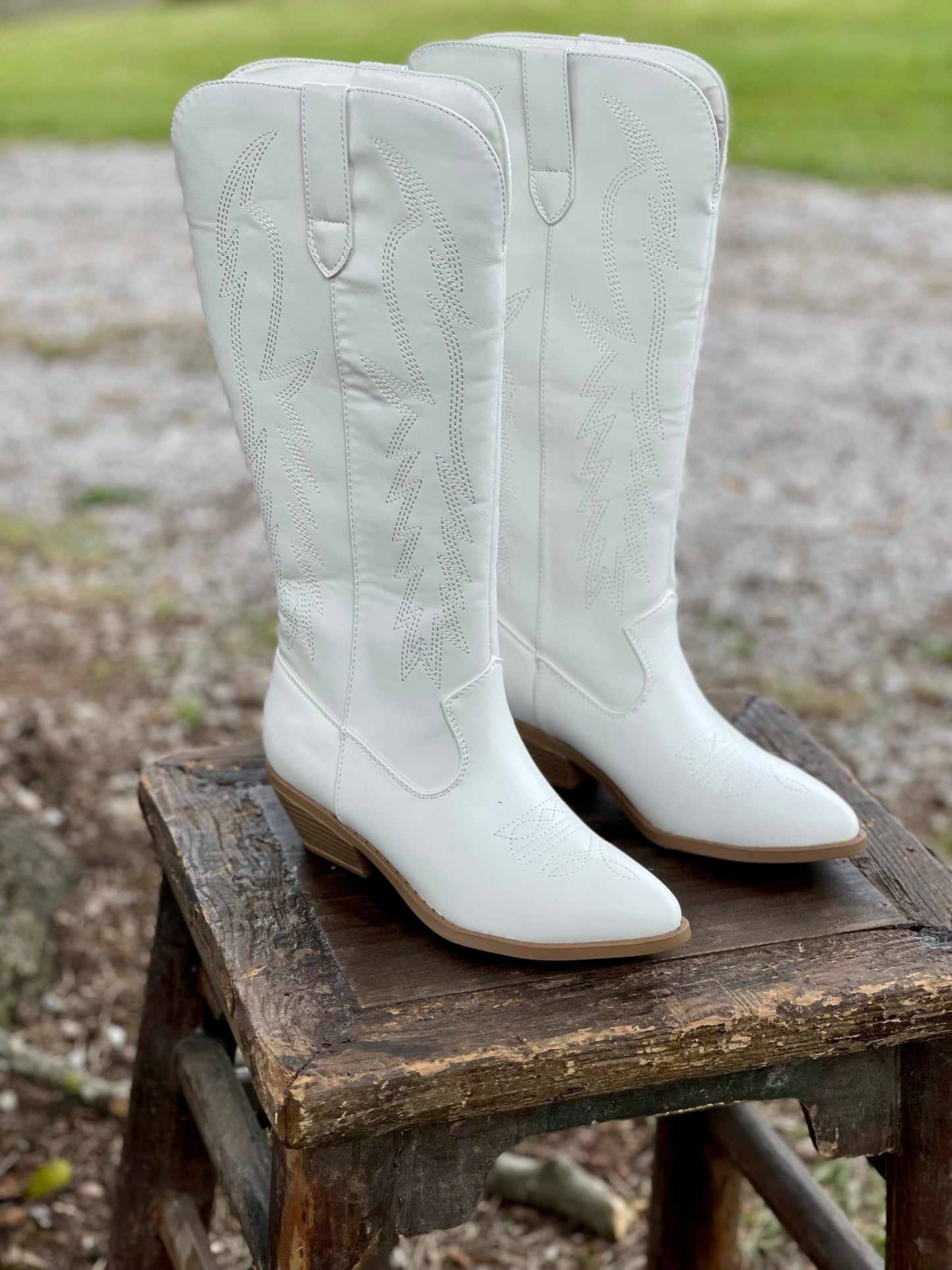 The Cowboy Western Boot - Milly's Boutique