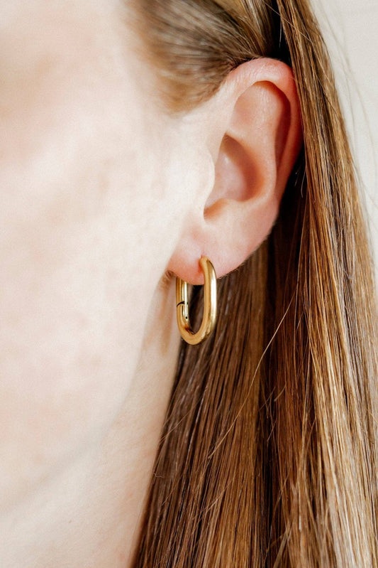 Huggie Earrings - Sutton 21mm