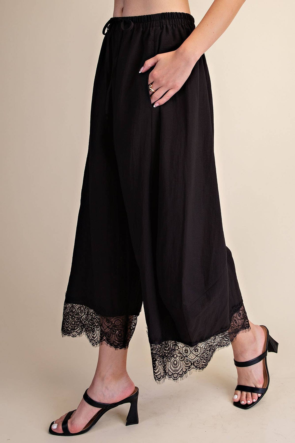 Cropped Lace Trim Balloon Pants