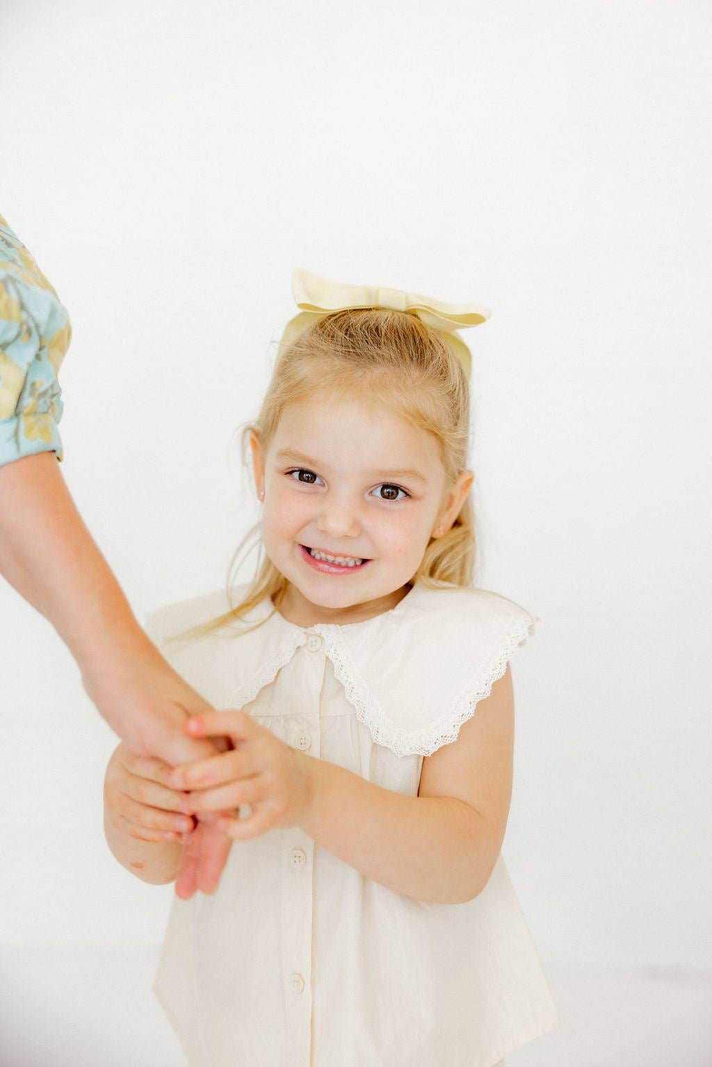 Screwback Stud Earrings - Clara Cross Gold Sparkle