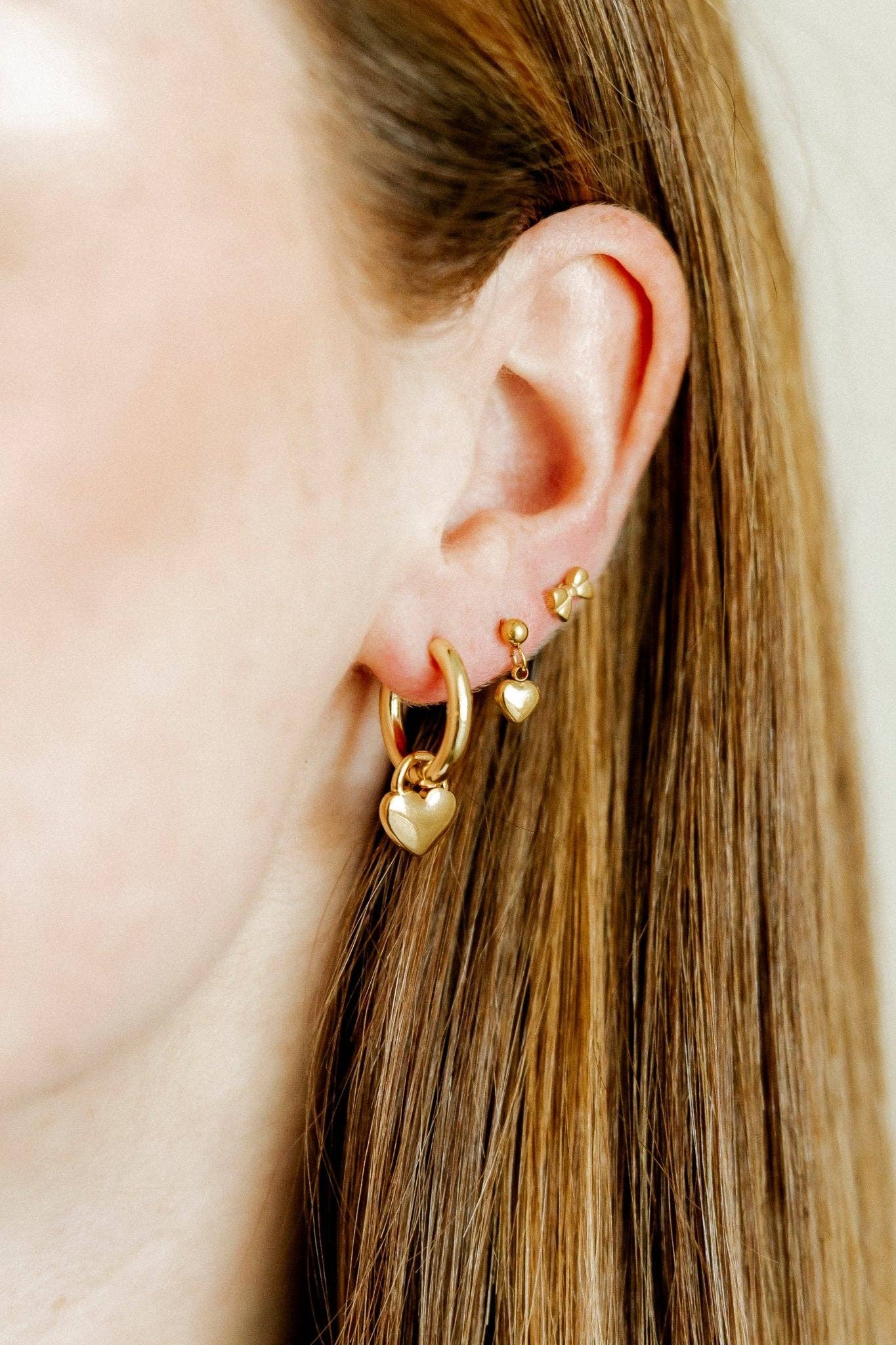 Screwback Stud Earrings - Millie Heart