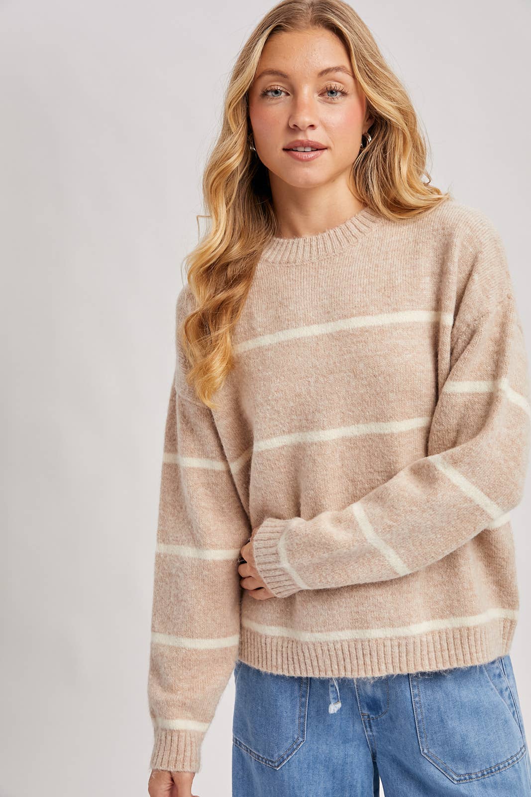 STRIPED FUZZY SWEATER