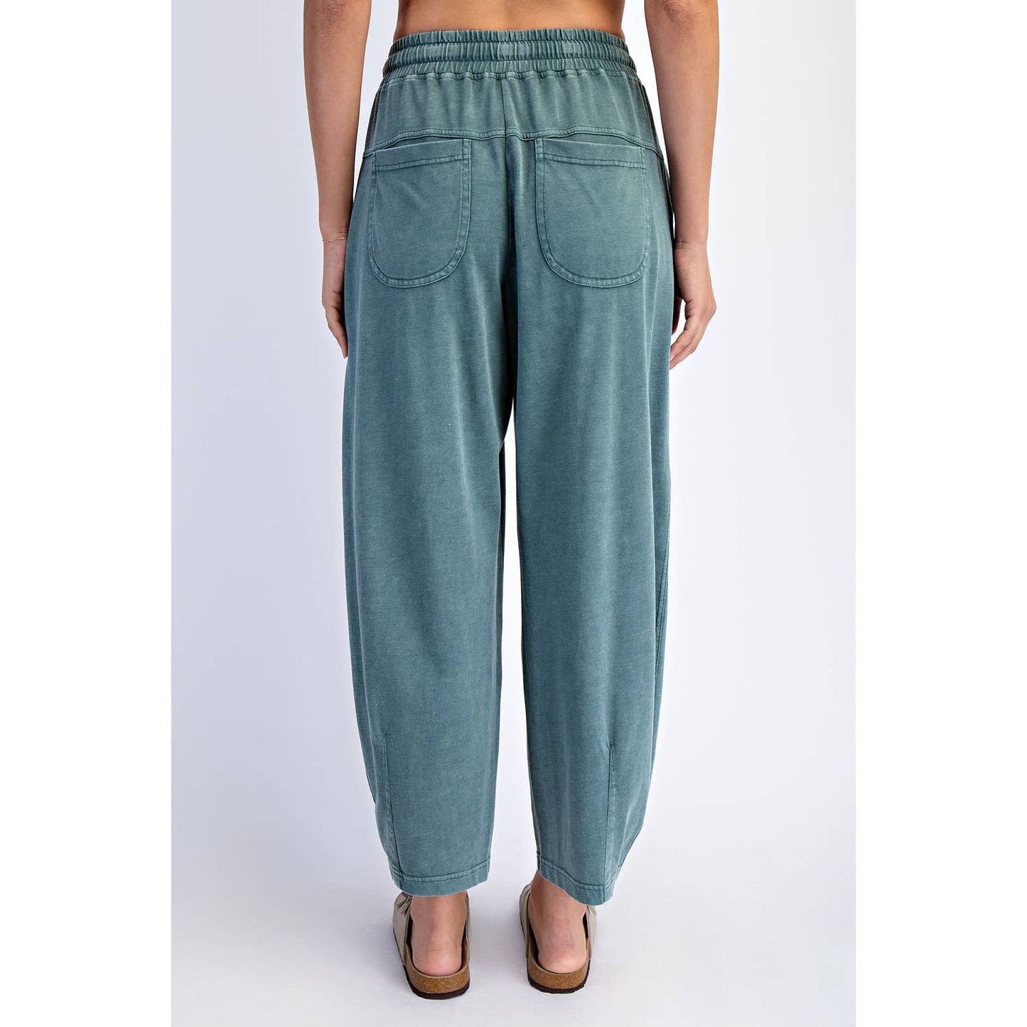 Mineral Washed Cotton Barrel Pant