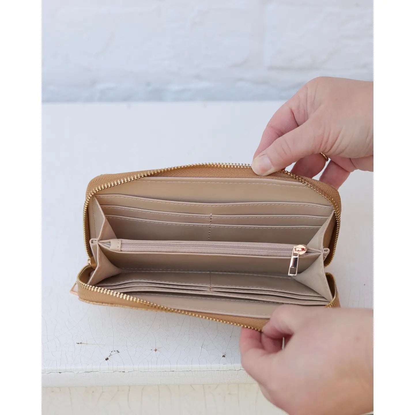 Penelope Wallet Woven Gold