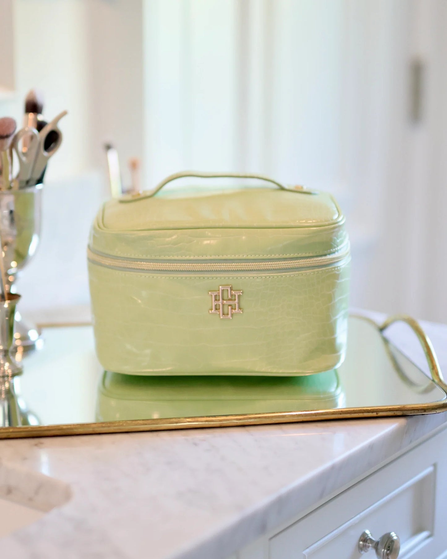 Hampton Train Case Lime EC