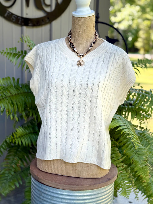 Hannah Cable Short Sleeve Sweater