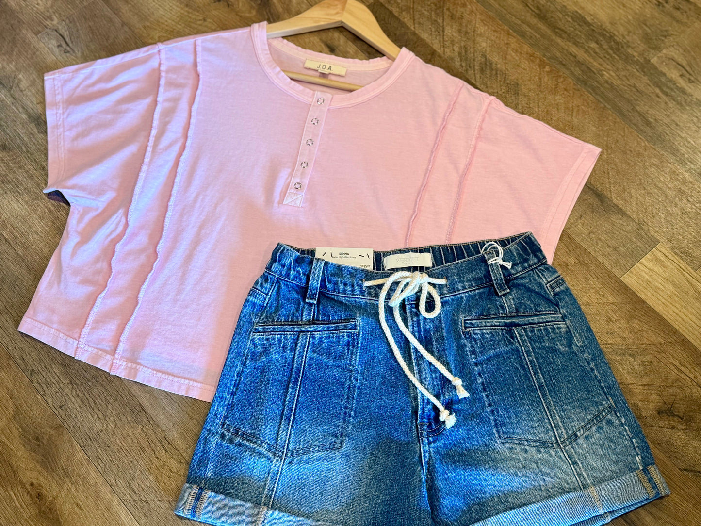 Boxy Fit Henley