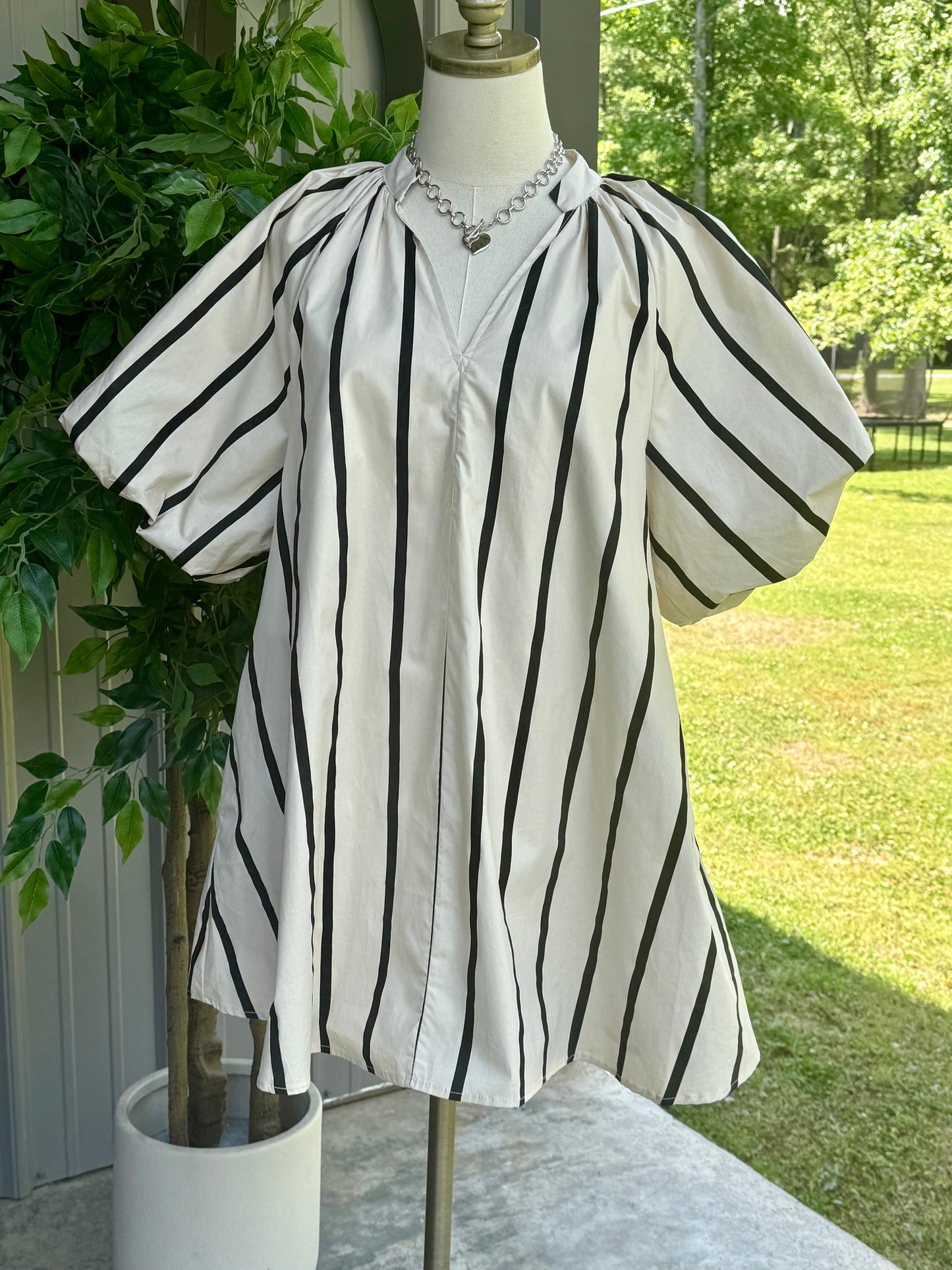 Riza Puff-Sleeve Stripe Swing Shift Dress