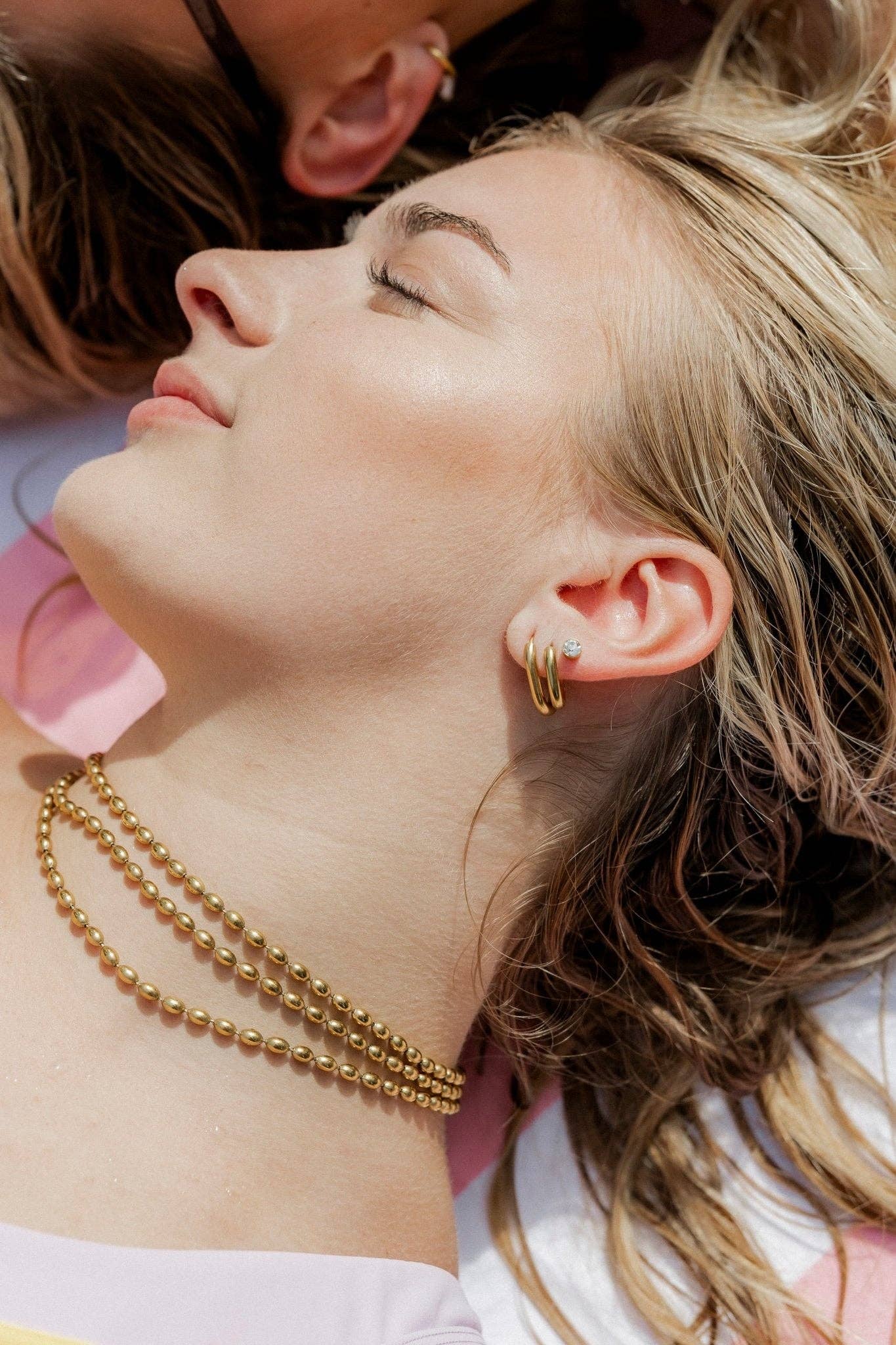 Huggie Earrings - Sutton 16mm