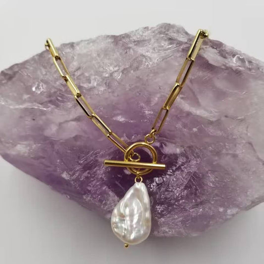 Baroque Pearl  Toggle Necklace