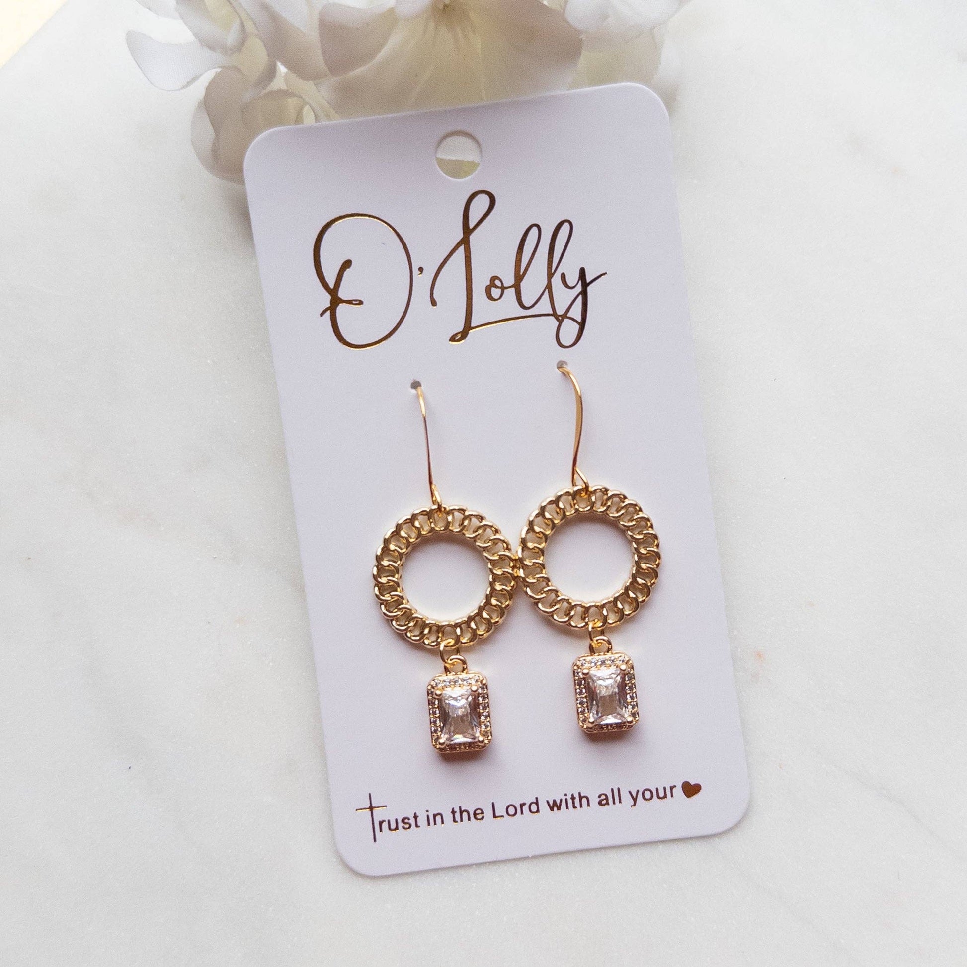 “Brittany” Gold Open Round Link Dangle Earrings - Milly's Boutique