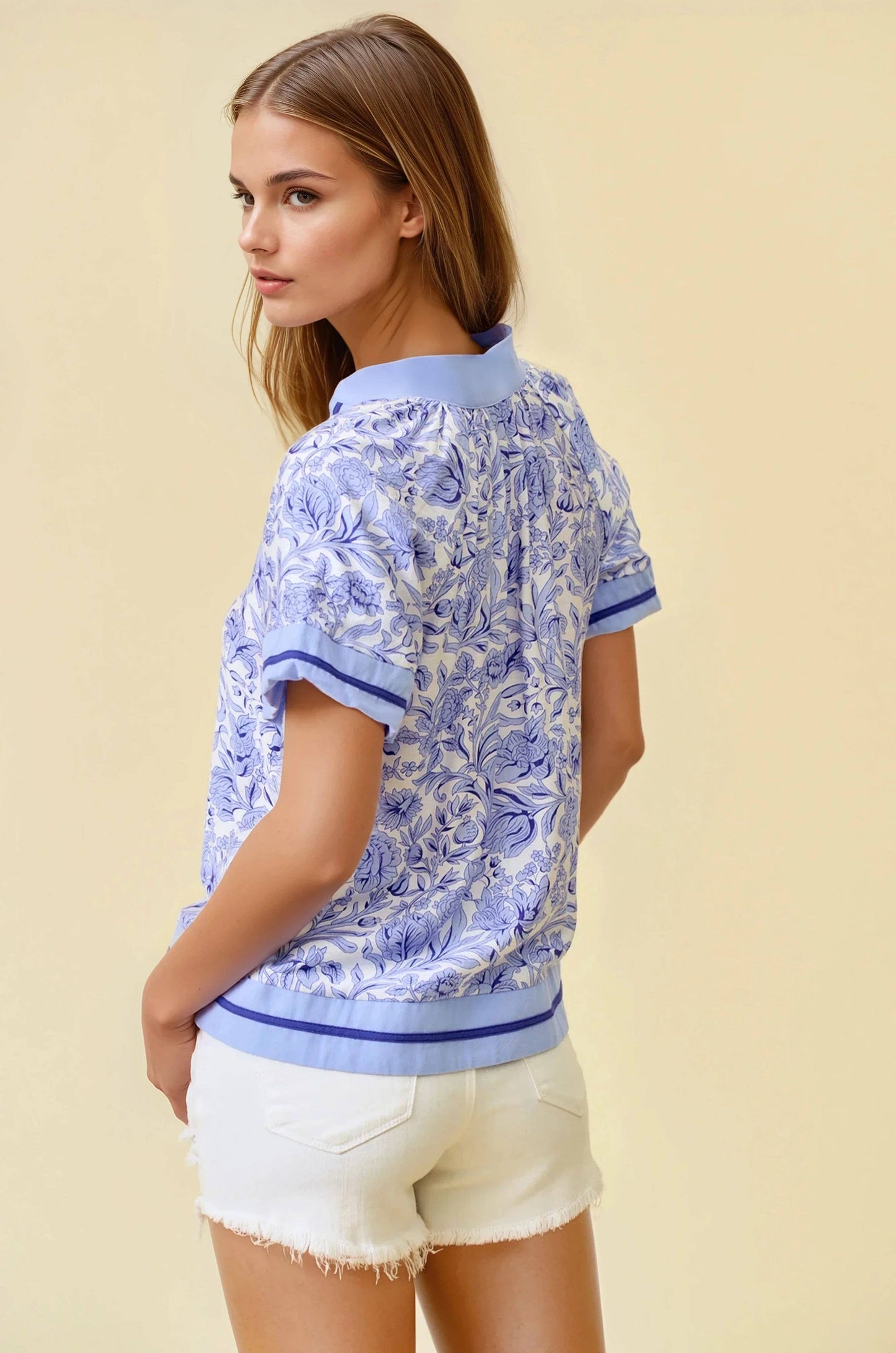 Shelly Floral Split Neck Top