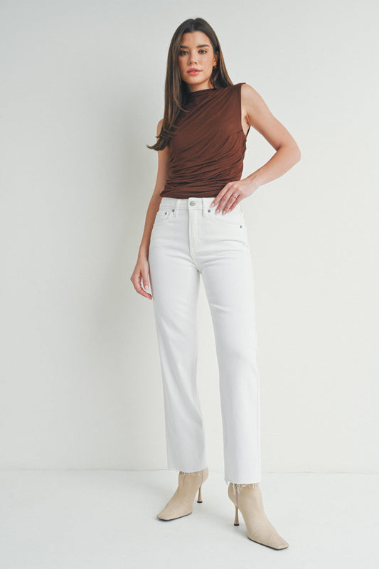 Lilly Straight White Jeans - Milly's Boutique