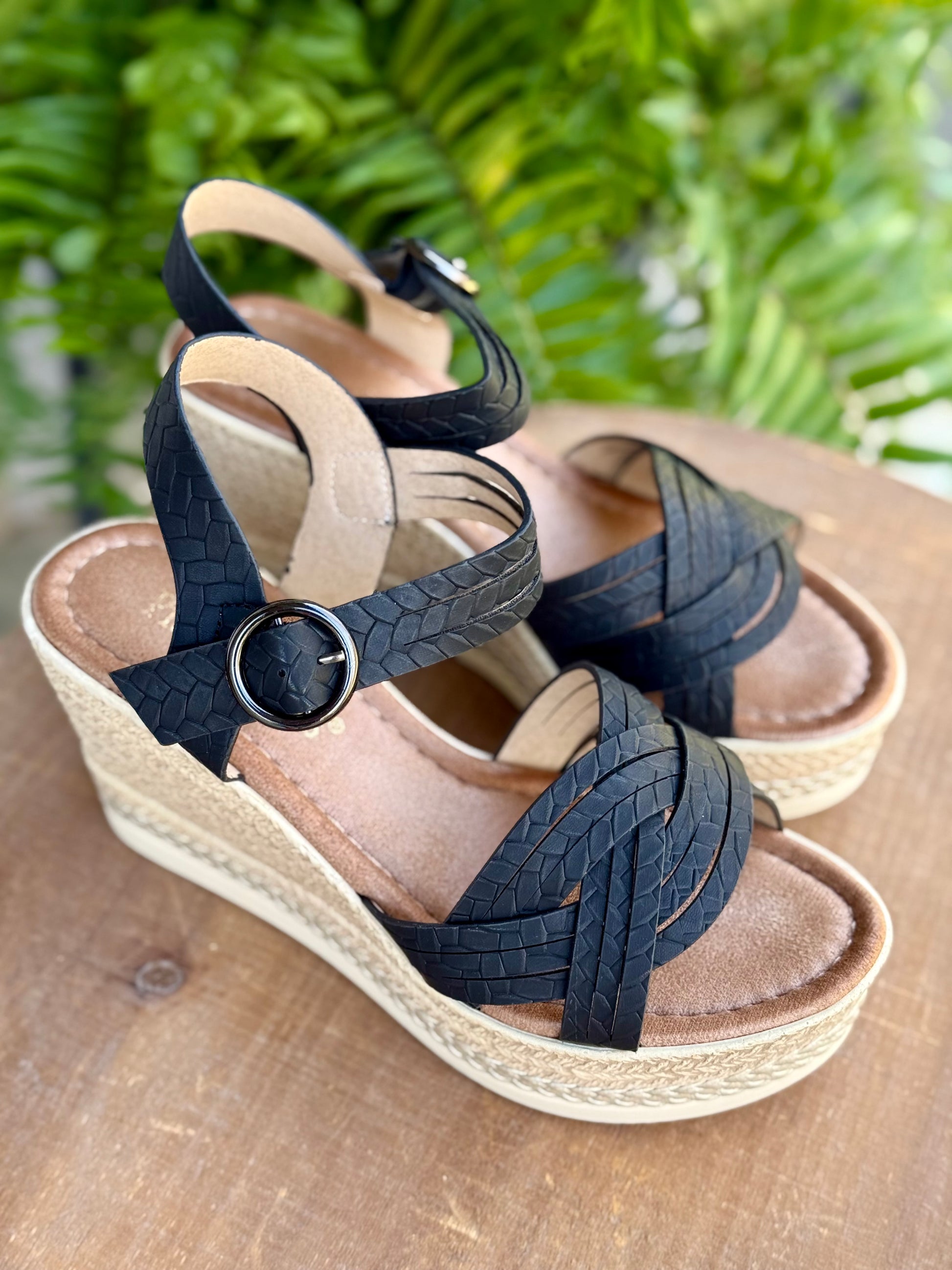 The Espadrille Wedge - Black - Milly's Boutique