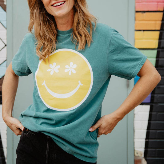 Daisy Eyes Happy Face Tee - Milly's Boutique