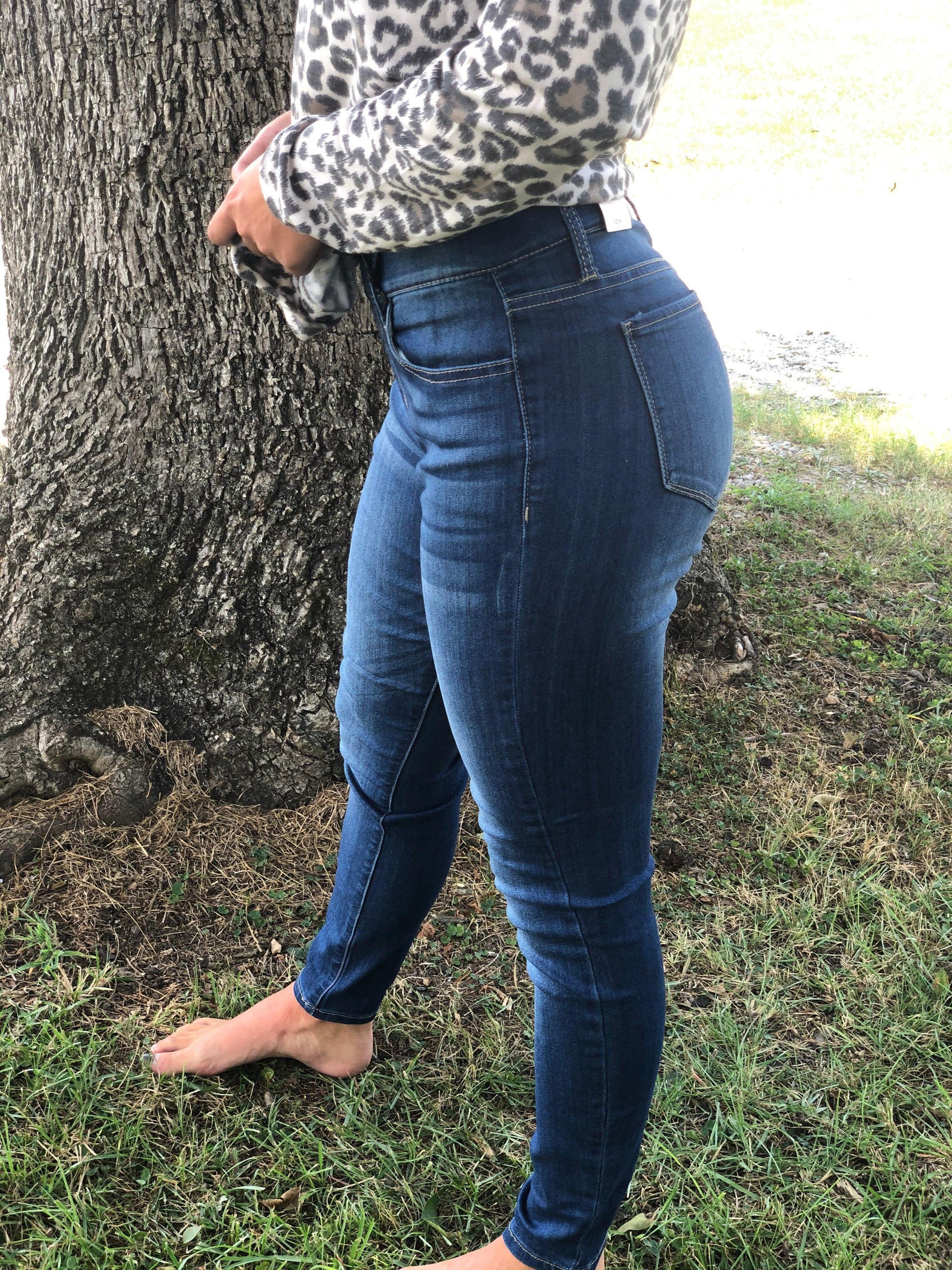 Cello Pull On Skinny Jeans - Med Dark - Milly's Boutique